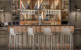 Ac Hotel By Marriott Madrid Airport